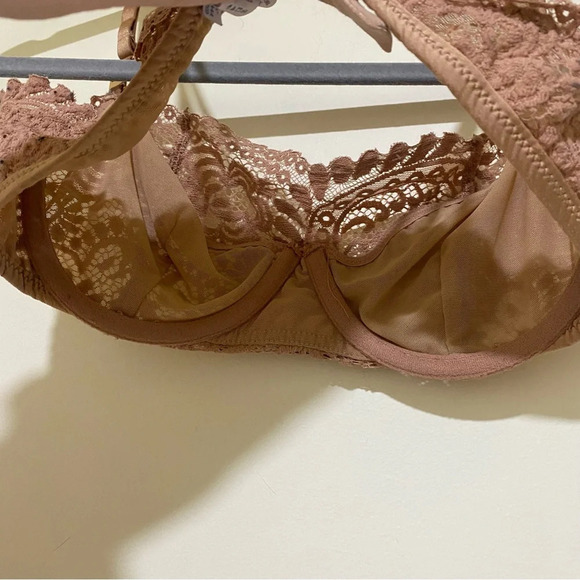 Women’s Aerie Brand Tan Nude Coloured Square Neck Bra Adjustable Straps Size 34B - Picture 14 of 16
